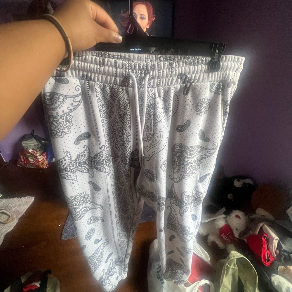black & white bandana print joggers (Forever 21)